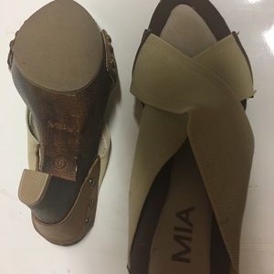 ♥️❤️GREAT SHOES♥️♥️worn once EXCELLENT condition